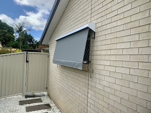 Automatic Awnings 42
